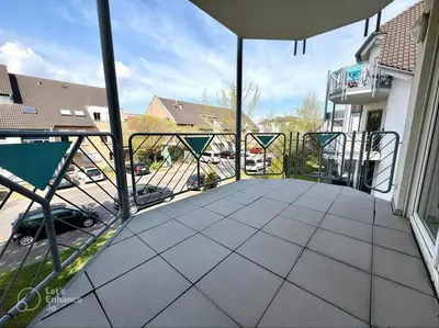 Ein Balkon oder eine Terrasse in der Unterkunft Spacious Ferienwohnung nähe KOB Uni