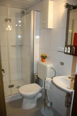 Ein Badezimmer in der Unterkunft Gästewohnung Kurz