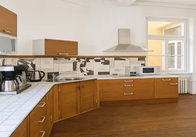 Küche/Küchenzeile in der Unterkunft Charmante Wohnung in denkmalgeschützter Villa