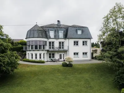 Ein Garten an der Unterkunft FeWo Vulkaneifelzeit / nahe Nürburgring