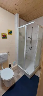 Ein Badezimmer in der Unterkunft Mühlbachhof
