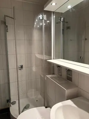 Ein Badezimmer in der Unterkunft Ferienwohnung -Freundeskreis- im Taunusblick für bis zu 8 Personen - A402