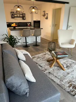 Ein Sitzbereich in der Unterkunft Long stay Stadtwohnung