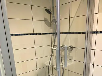Ein Badezimmer in der Unterkunft Apartment in Pellingen near Moselle Valley