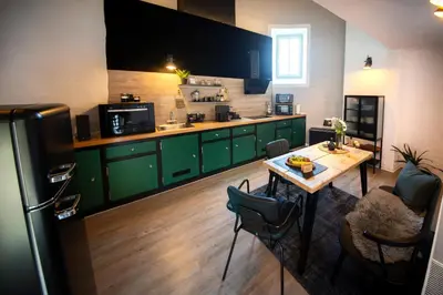 Küche/Küchenzeile in der Unterkunft EifelturmSuite