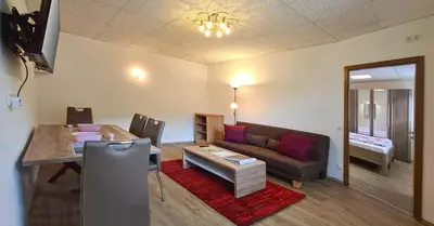 Ein Sitzbereich in der Unterkunft Mittelrhein-Ferienwohnung Oberwesel