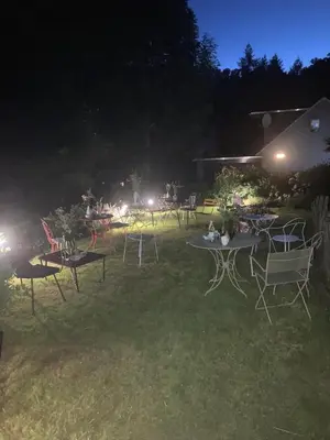 Ein Garten an der Unterkunft Naturerlebnis direkt am Traumpfad