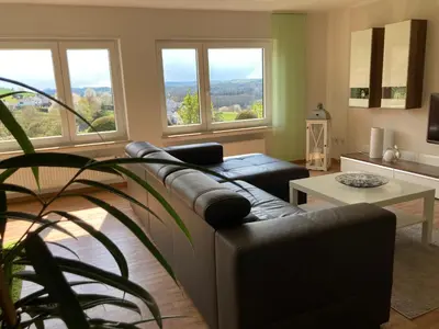Ein Sitzbereich in der Unterkunft Fewo Vulkaneifel