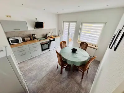 Küche/Küchenzeile in der Unterkunft Ferienwohnung Bienhorntal - Stadtnah - Super Lage