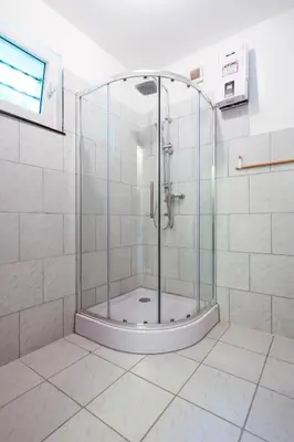Ein Badezimmer in der Unterkunft Waldhaus Nitztal