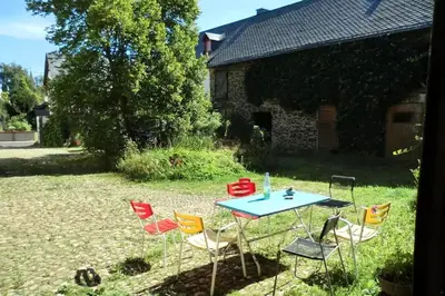Ein Garten an der Unterkunft Ferienwohnung Fränkischer Hof