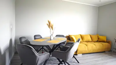 Ein Sitzbereich in der Unterkunft DANESSI-Familie,Business,nahe Koblenz,6 Personen,Saniert,direkte Anbindung Industriegebiet,TV Kingsize Boxspringbett