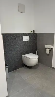 Ein Badezimmer in der Unterkunft Gemütliche Ferienwohnung am Teufelsloch Altenahr Altenburg für bis zu 6 Personen