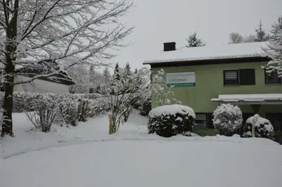 Haus Im Wiesengrund OG im Winter