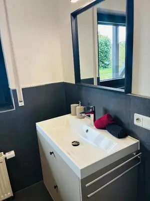 Grundriss der Unterkunft Ferienwohnung Rebennah - modern - Freisitz - Küche - ideal für Monteure