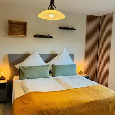 Ferienwohnung Rebennah - modern - Freisitz - Küche - ideal für Monteure