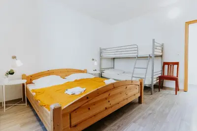 Ein Bett oder Betten in einem Zimmer der Unterkunft Gemütliches Gästehaus am Rhein!
