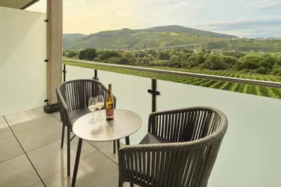 Ein allgemeiner Bergblick oder ein Berglick von des Bed & Breakfasts aus