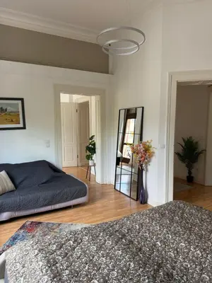 Ein Bett oder Betten in einem Zimmer der Unterkunft Schönes Apartment in der nähe vom Hauptbahnhof