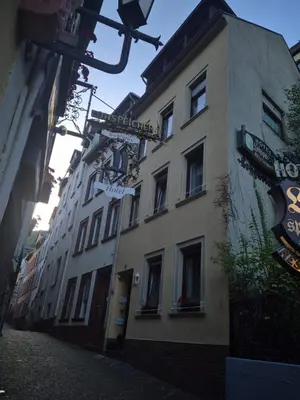 Das Gebäude in dem sich die Pension befindet