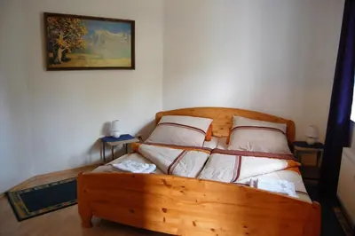 Ein Bett oder Betten in einem Zimmer der Unterkunft Ferienwohnung Zinn