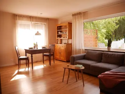 Ein Sitzbereich in der Unterkunft Gartenblick Kottenheim - Gemütliche 95qm mit eigenem Garten
