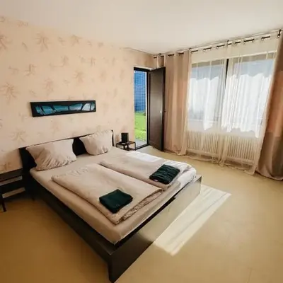 Helle 2-Zimmer Erdgeschosswohnung mit Terrasse
