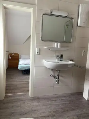 Ein Badezimmer in der Unterkunft Das blaue Haus
