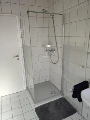 Ein Badezimmer in der Unterkunft Rheinuferhaus
