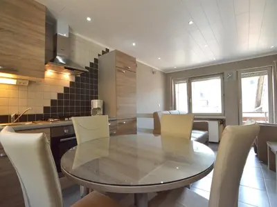 Ein Sitzbereich in der Unterkunft Attractive Apartment in Zell near River