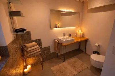 Ein Badezimmer in der Unterkunft Ferienhaus Loreleyresidenz Kestert