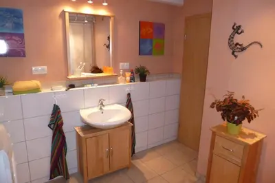 Ein Badezimmer in der Unterkunft Haus des Handwerkers