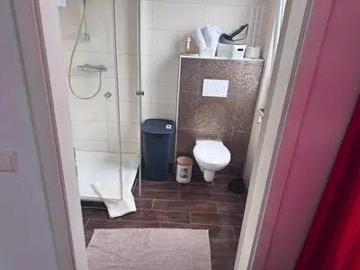 Ein Badezimmer in der Unterkunft DanMa Ferienwohnung Apartment-Gemeinschaftsküche