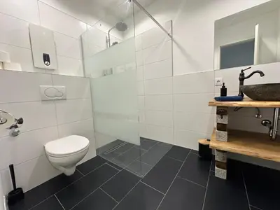 Ein Badezimmer in der Unterkunft Loft Trier-Petrisberg