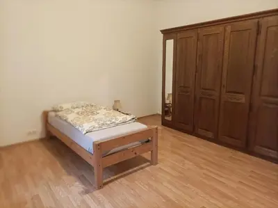 Ein Bett oder Betten in einem Zimmer der Unterkunft Beletage Alte Villa Jünkerath