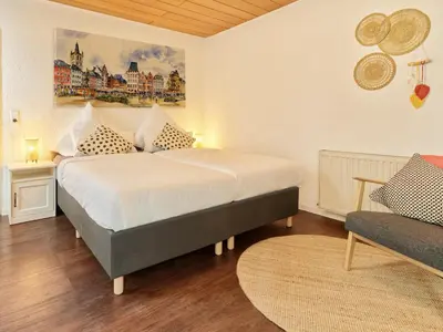 Ein Bett oder Betten in einem Zimmer der Unterkunft Marx - City Apartment in zentraler Lage - Ideal für 2 Personen mit Waschmaschine und gratis WLAN