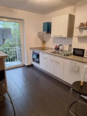 Küche/Küchenzeile in der Unterkunft Privatroom small 5 min from Railstation