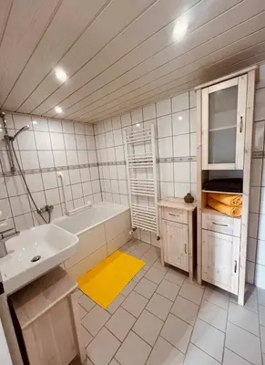 Ein Badezimmer in der Unterkunft Fewo Geib