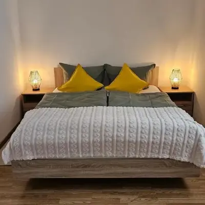 Gemütliche zwei Zimmer Wohnung am Rhein