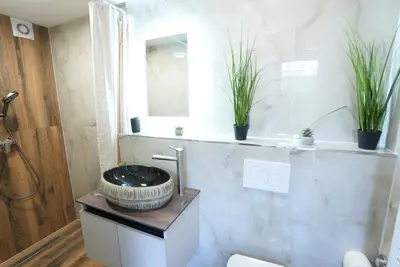 Ein Badezimmer in der Unterkunft Luxury Apartments - Wohnung IA - Modern & Elegant