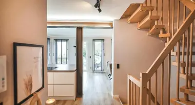 Grundriss der Unterkunft Große Doppelhaushälfte mit Sauna, Pool & Garten