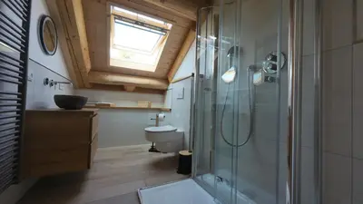 Ein Badezimmer in der Unterkunft Blockhaus Eifelstern