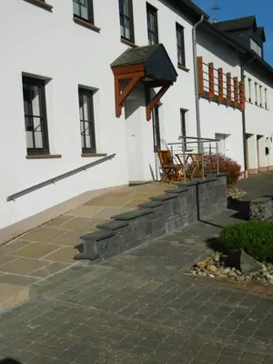 Das Gebäude in dem sich die Ferienwohnung befindet