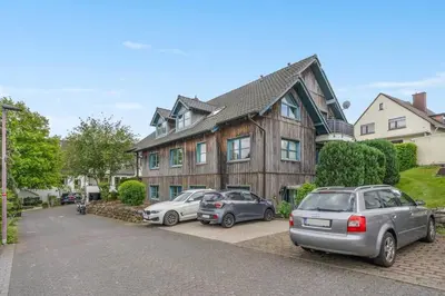 Das Gebäude in dem sich die Ferienwohnung befindet
