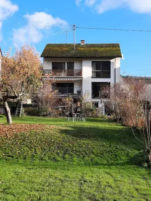 Ein Garten an der Unterkunft Ferienwohnung Grüne Boje