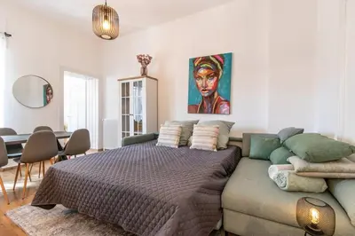 Ein Sitzbereich in der Unterkunft Stylish old apartment with terrace in Neuwied