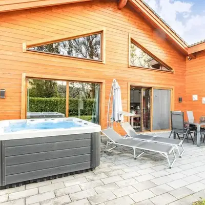 Wellness Lakehouse mit Sauna