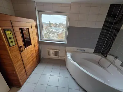 Ein Badezimmer in der Unterkunft Cozy city apartment Neuwied