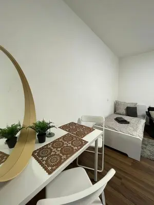 Ein Sitzbereich in der Unterkunft Komfortables Einraum-Apartment in Weißenthurm