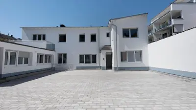 Das Gebäude in dem sich die Ferienwohnung befindet